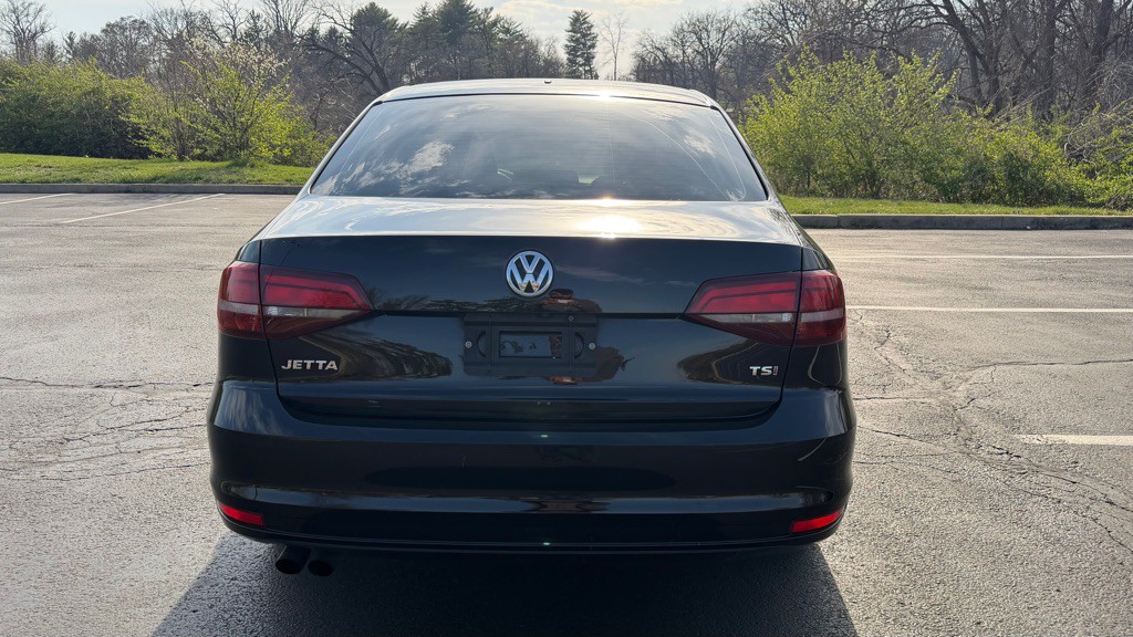 2018 Volkswagen Jetta Image 10
