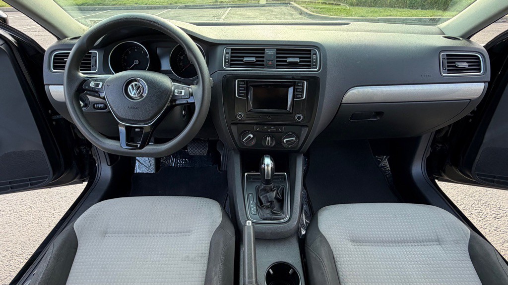 2018 Volkswagen Jetta Image 13