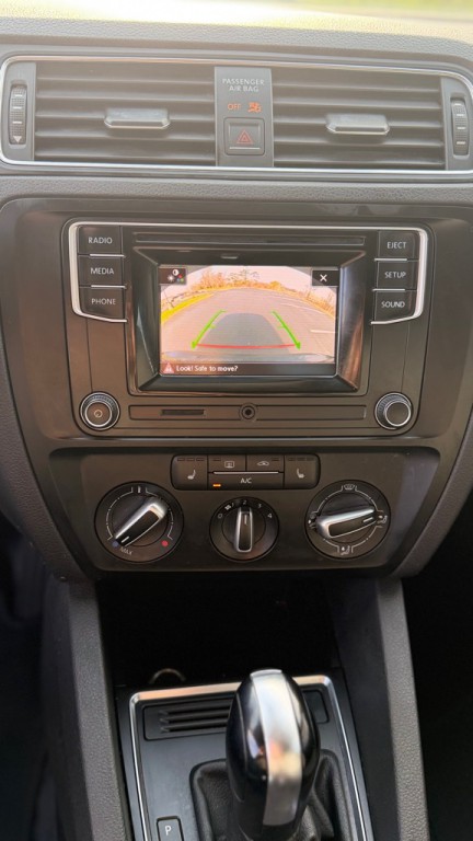 2018 Volkswagen Jetta Image 21