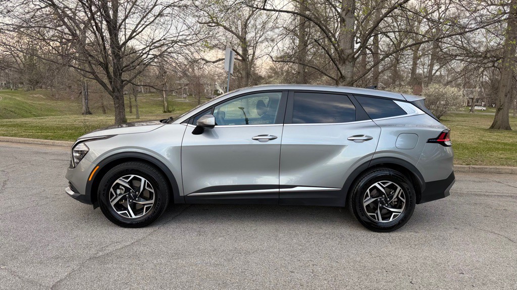 2024 Kia Sportage Image 3