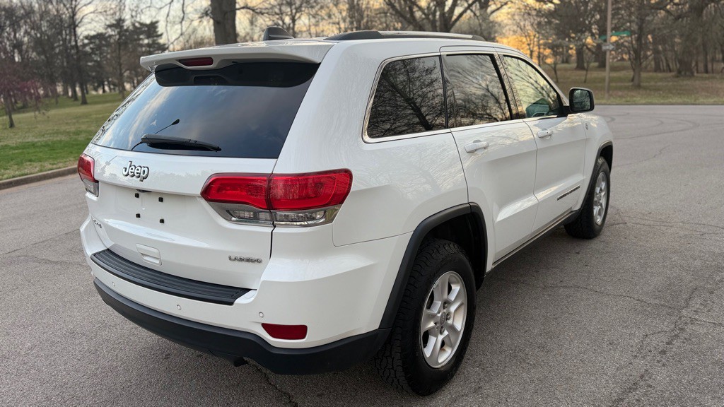2017 Jeep Grand Cherokee Image 9