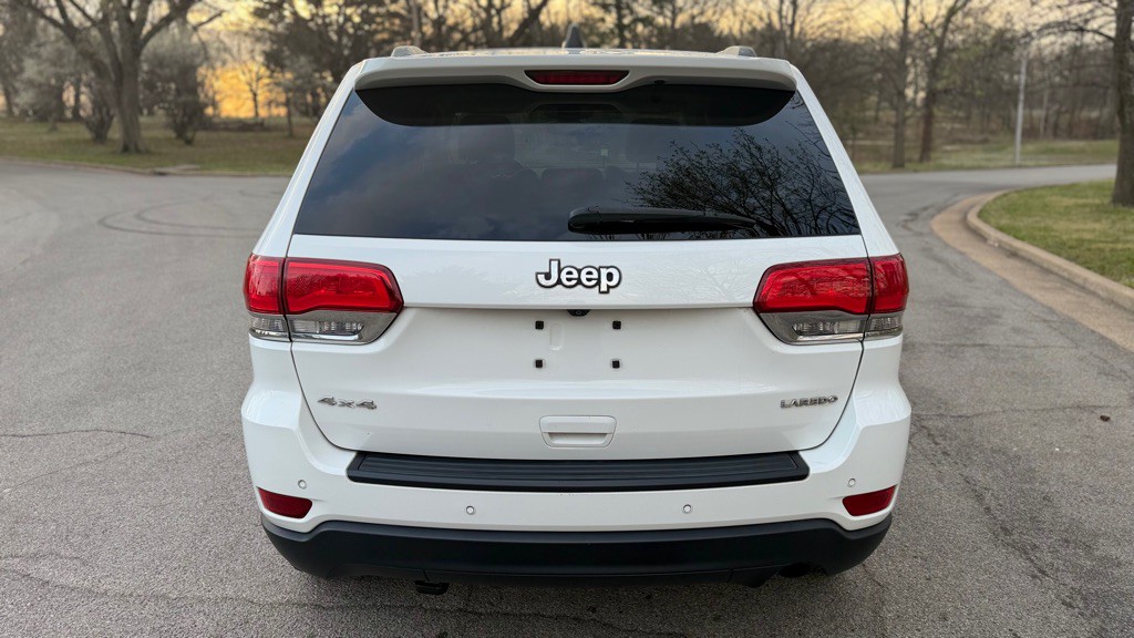 2017 Jeep Grand Cherokee Image 10