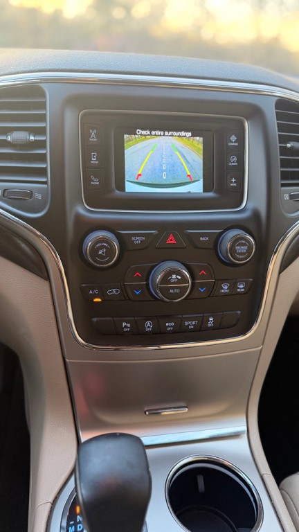 2017 Jeep Grand Cherokee Image 21