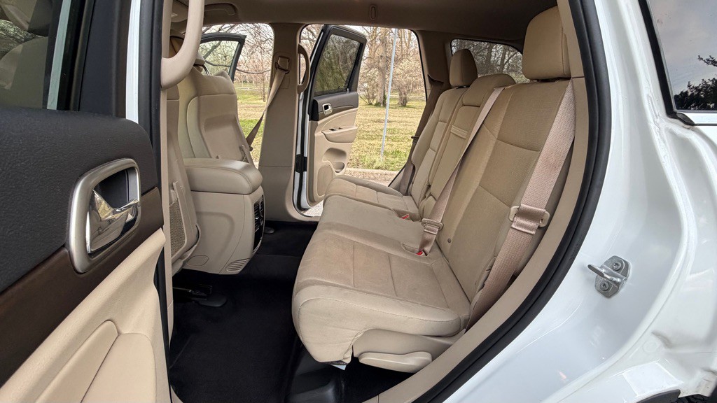 2017 Jeep Grand Cherokee Image 25