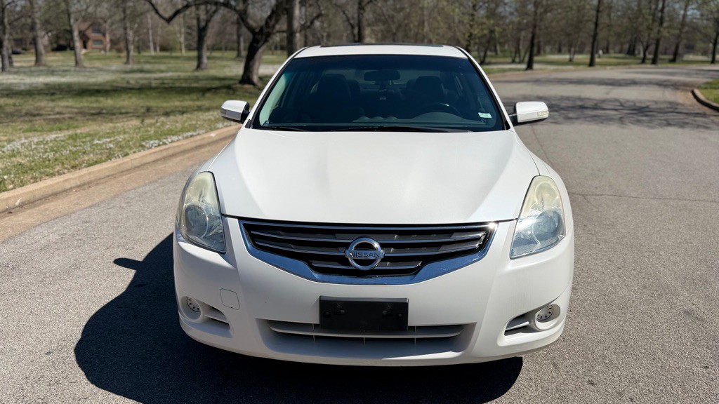 2010 Nissan Altima Image 5