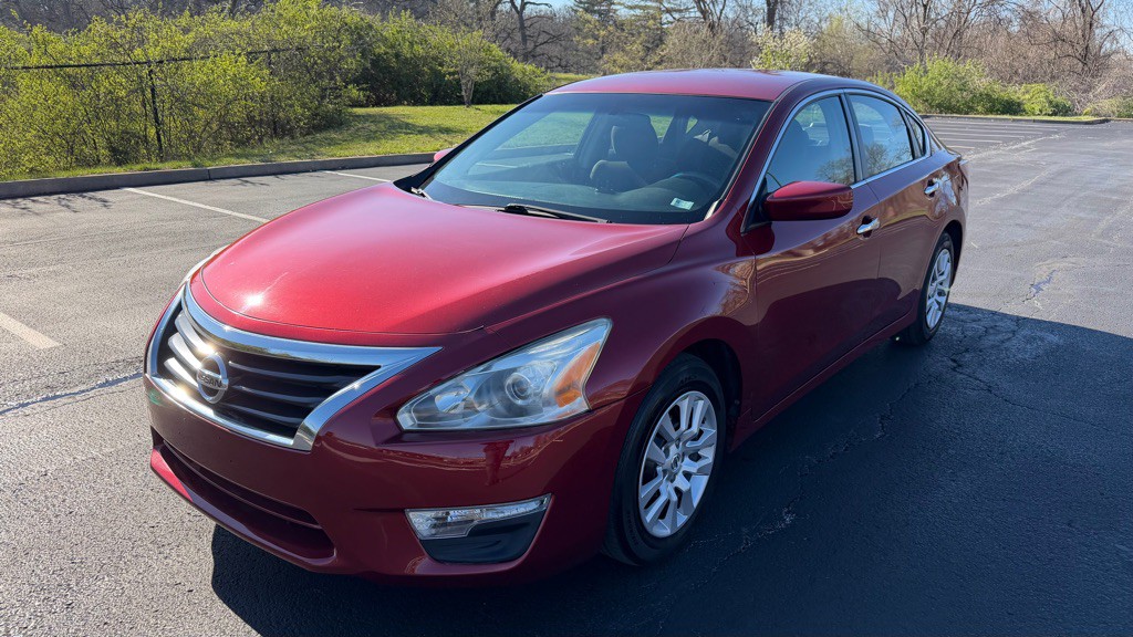 2013 Nissan Altima Image 1
