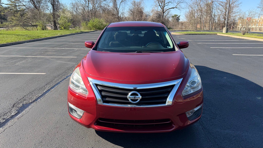 2013 Nissan Altima Image 2
