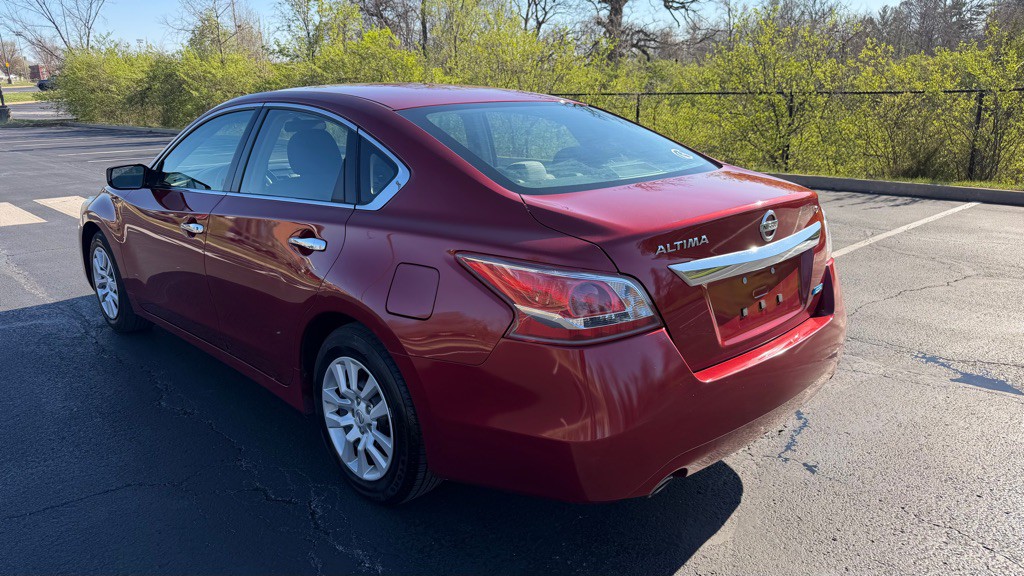 2013 Nissan Altima Image 7