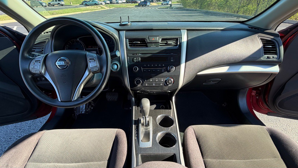 2013 Nissan Altima Image 11