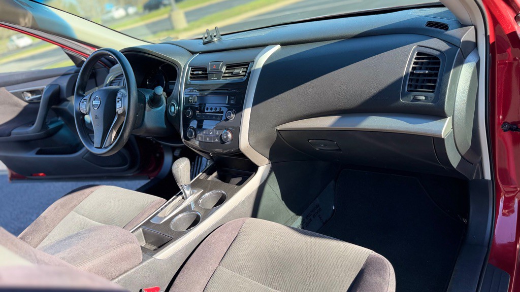 2013 Nissan Altima Image 15