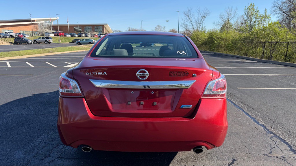 2013 Nissan Altima Image 24
