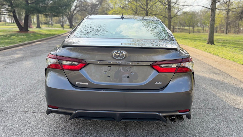 2021 Toyota Camry Image 10