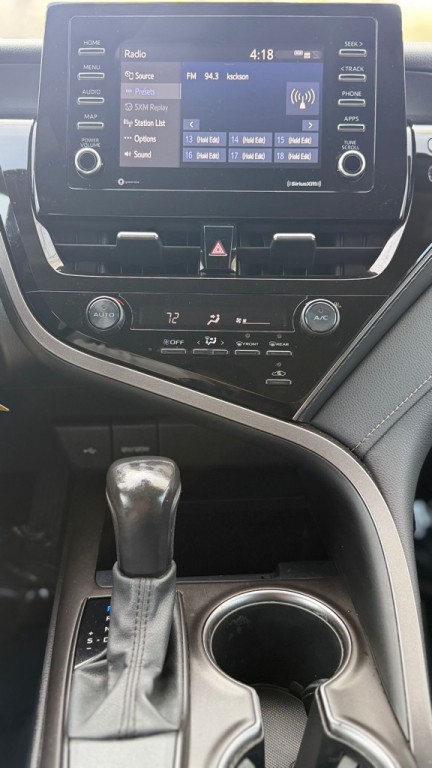 2021 Toyota Camry Image 21