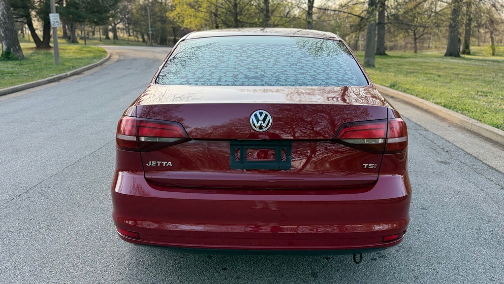 2017 Volkswagen Jetta Image 10