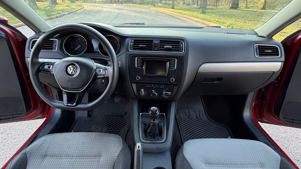 2017 Volkswagen Jetta Image 13