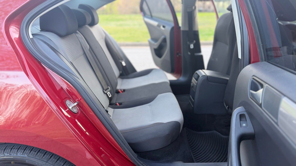 2017 Volkswagen Jetta Image 23