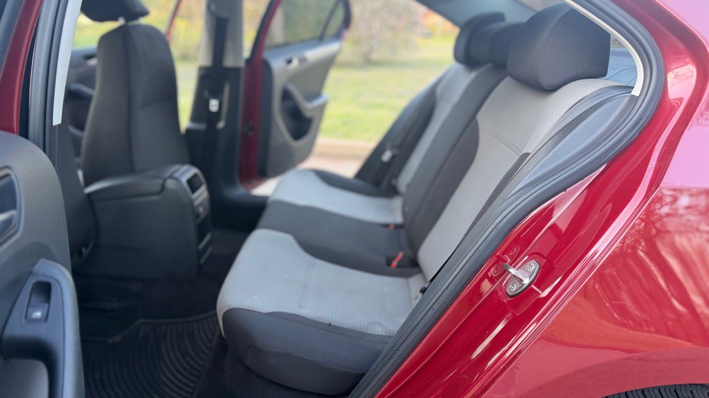 2017 Volkswagen Jetta Image 25