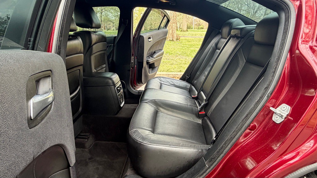 2018 Dodge Charger Image 25