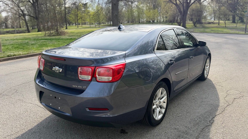2013 Chevrolet Malibu Image 9