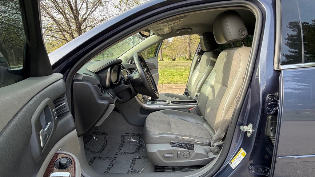 2013 Chevrolet Malibu Image 12