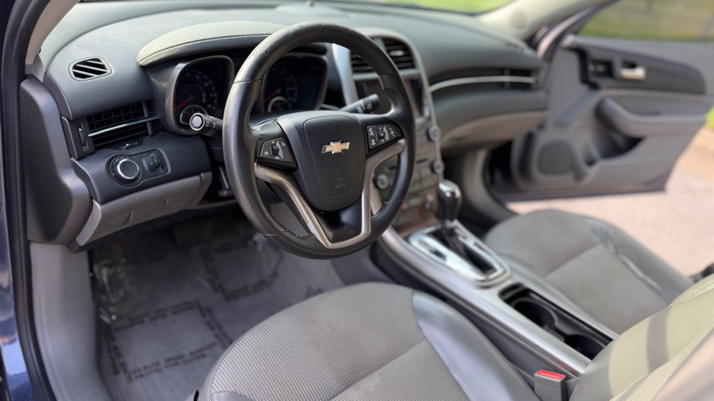 2013 Chevrolet Malibu Image 15