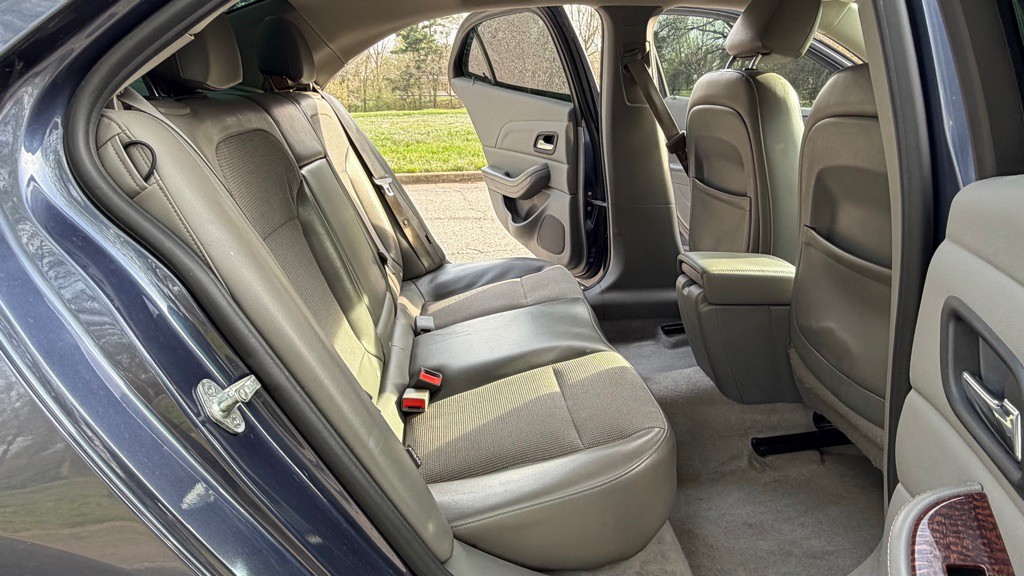 2013 Chevrolet Malibu Image 23
