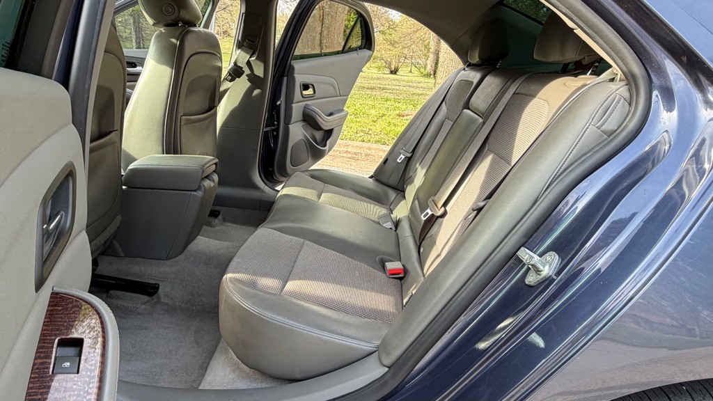 2013 Chevrolet Malibu Image 25