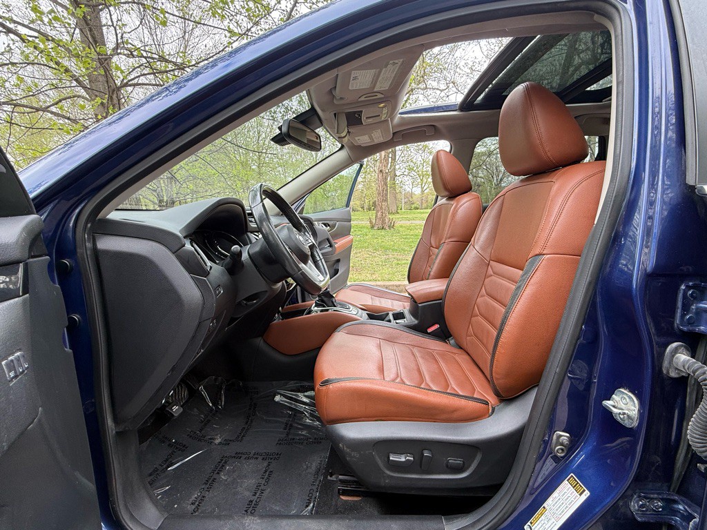 2017 Nissan Rogue Image 7