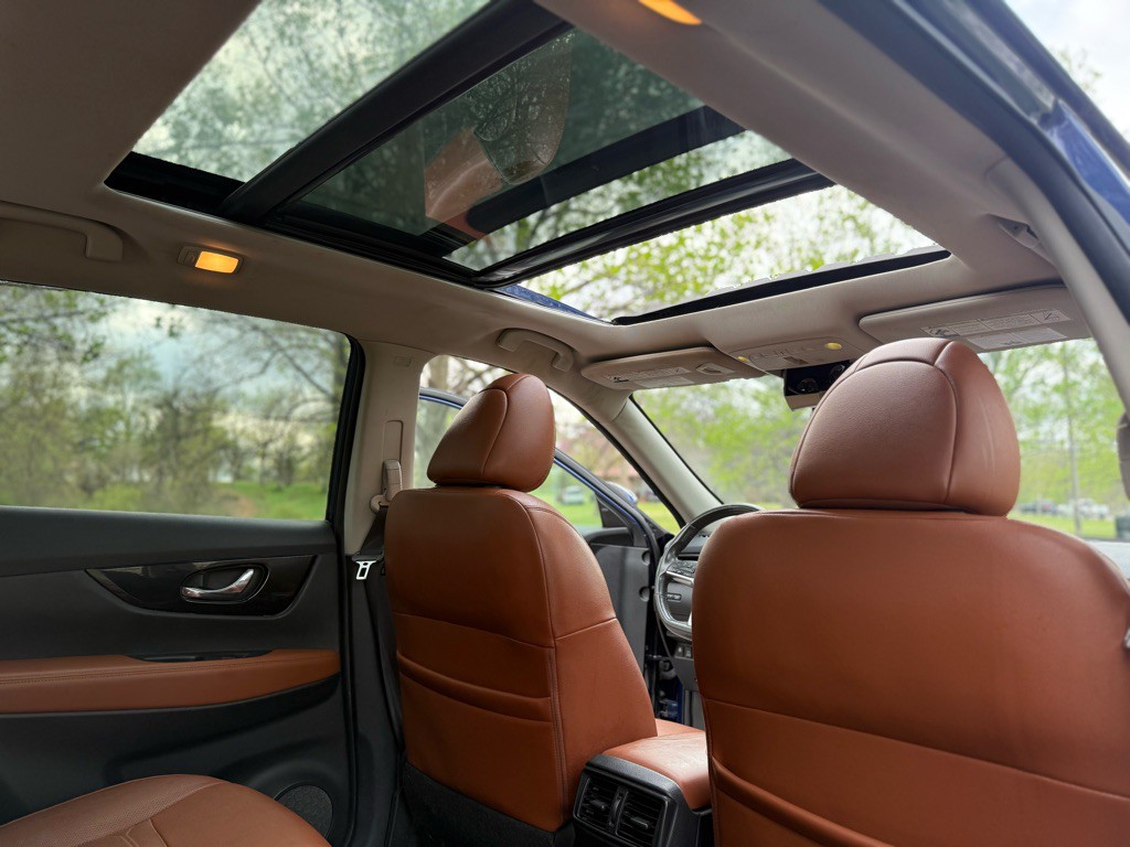 2017 Nissan Rogue Image 19