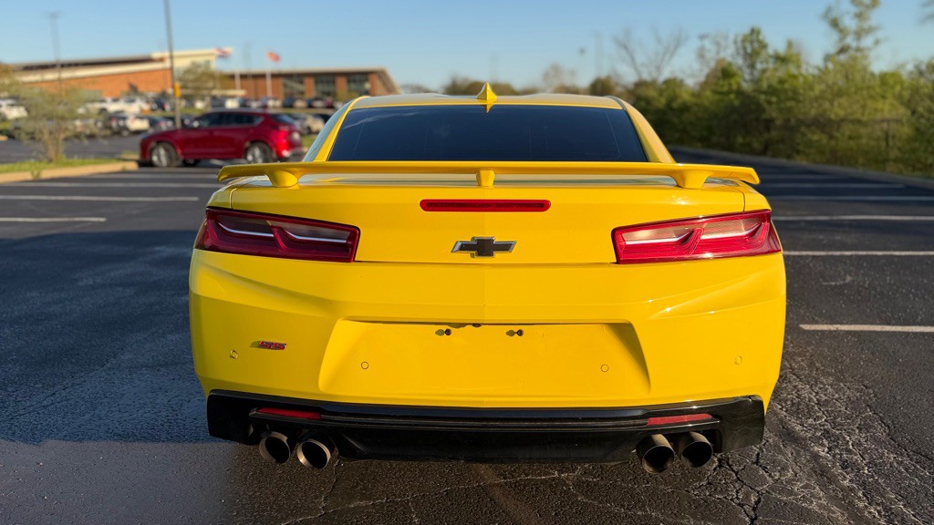 2017 Chevrolet Camaro Image 10