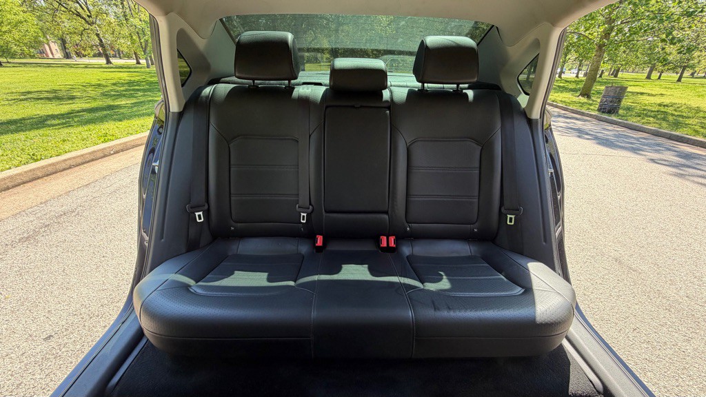 2020 Volkswagen Passat Image 22