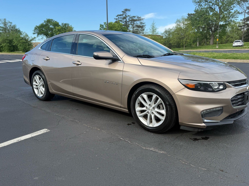 2018 Chevrolet Malibu Image 4