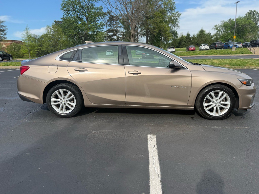 2018 Chevrolet Malibu Image 5
