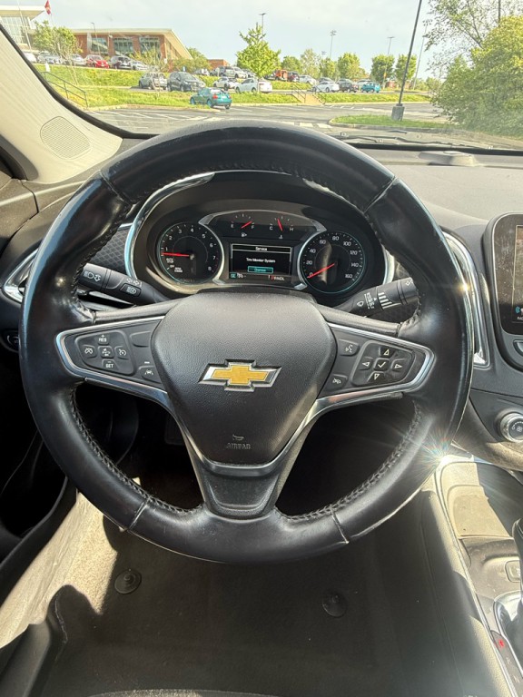 2018 Chevrolet Malibu Image 13