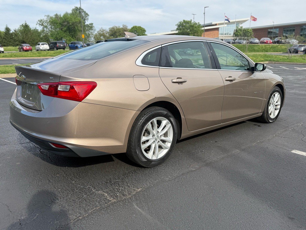 2018 Chevrolet Malibu Image 20