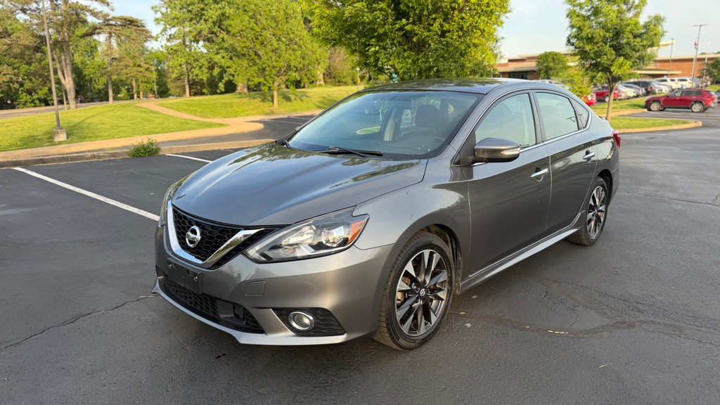 2019 Nissan Sentra Image 1