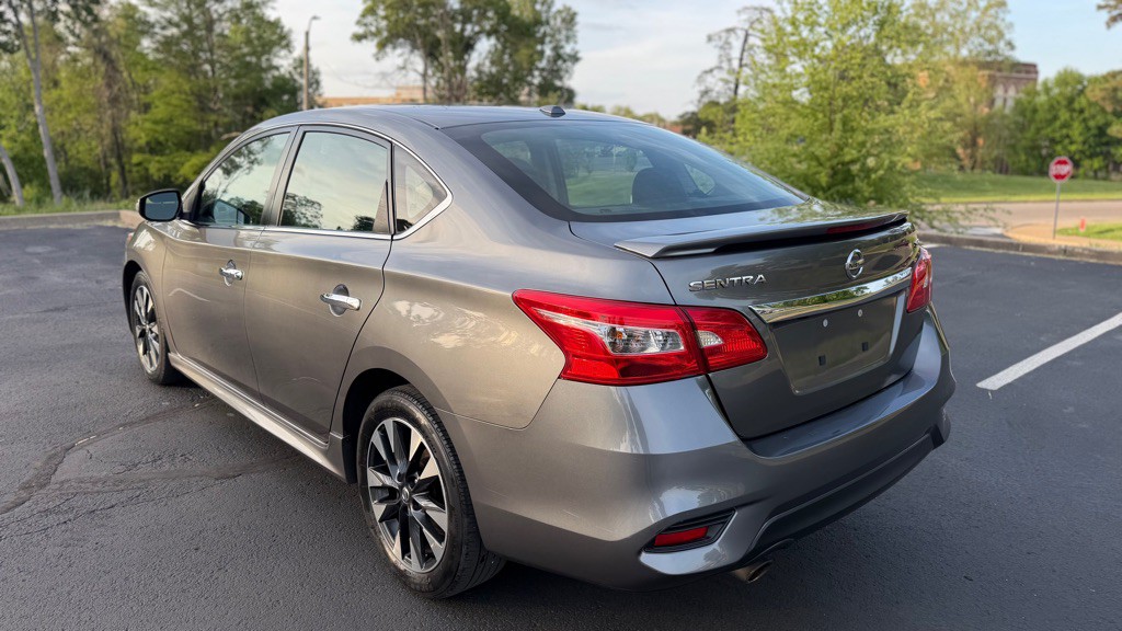 2019 Nissan Sentra Image 7