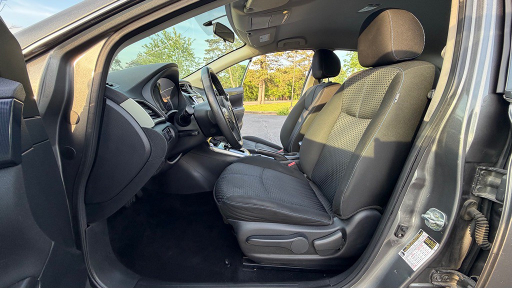 2019 Nissan Sentra Image 10