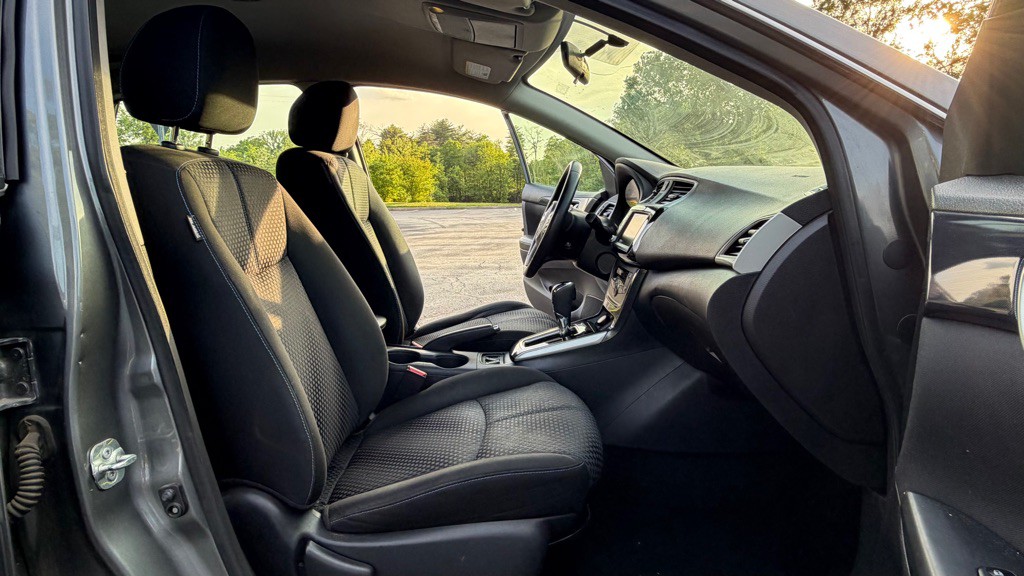 2019 Nissan Sentra Image 12