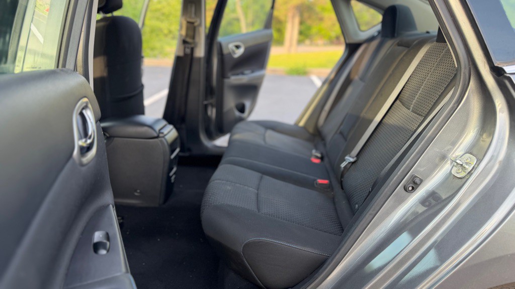 2019 Nissan Sentra Image 24
