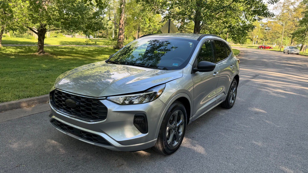 2024 Ford Escape Image 1