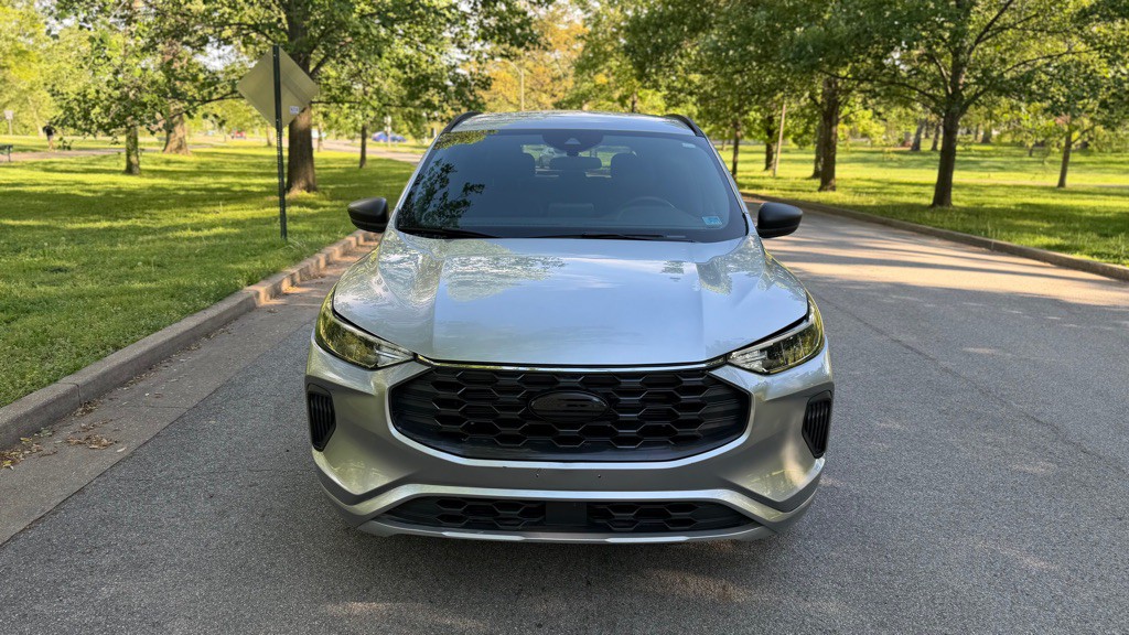 2024 Ford Escape Image 2