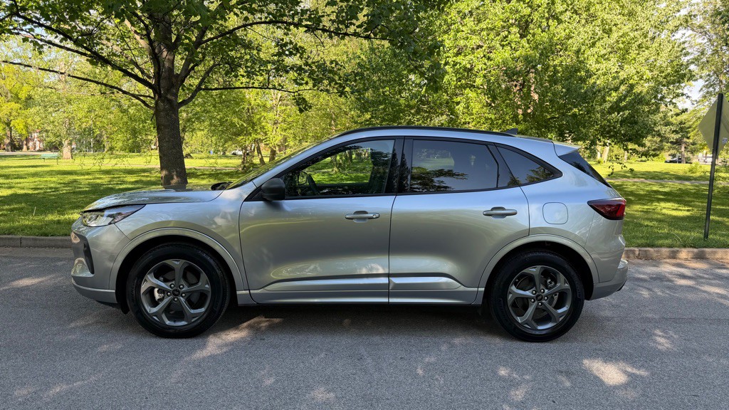 2024 Ford Escape Image 3