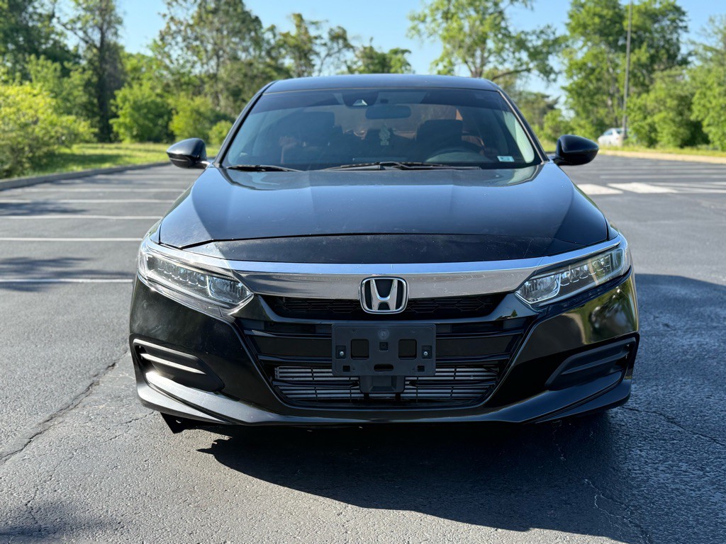 2018 Honda Accord Image 2
