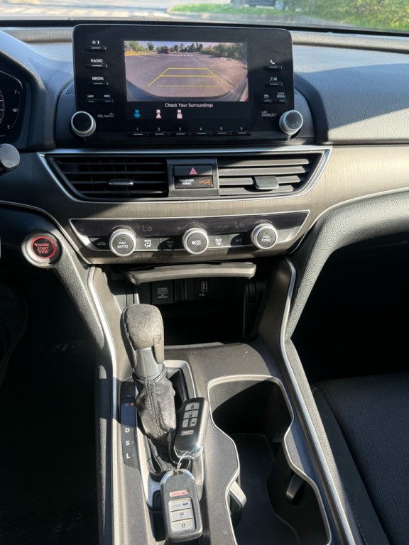 2018 Honda Accord Image 11