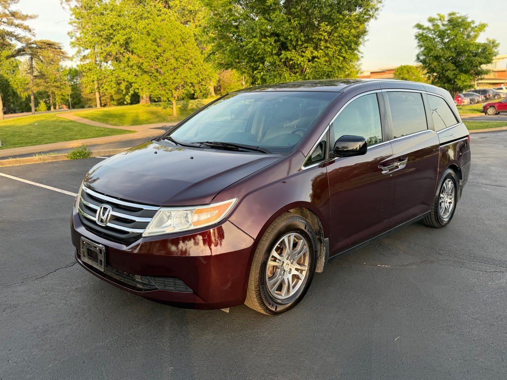 2012 Honda Odyssey Image 1