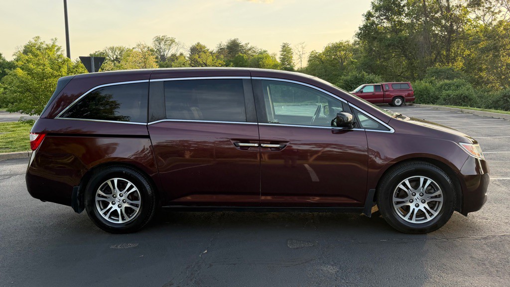 2012 Honda Odyssey Image 6