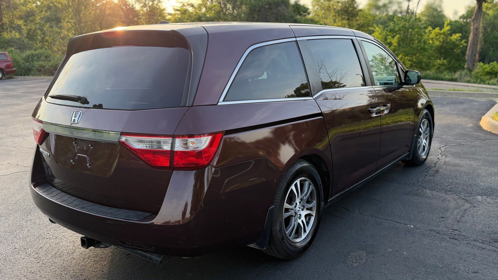 2012 Honda Odyssey Image 9