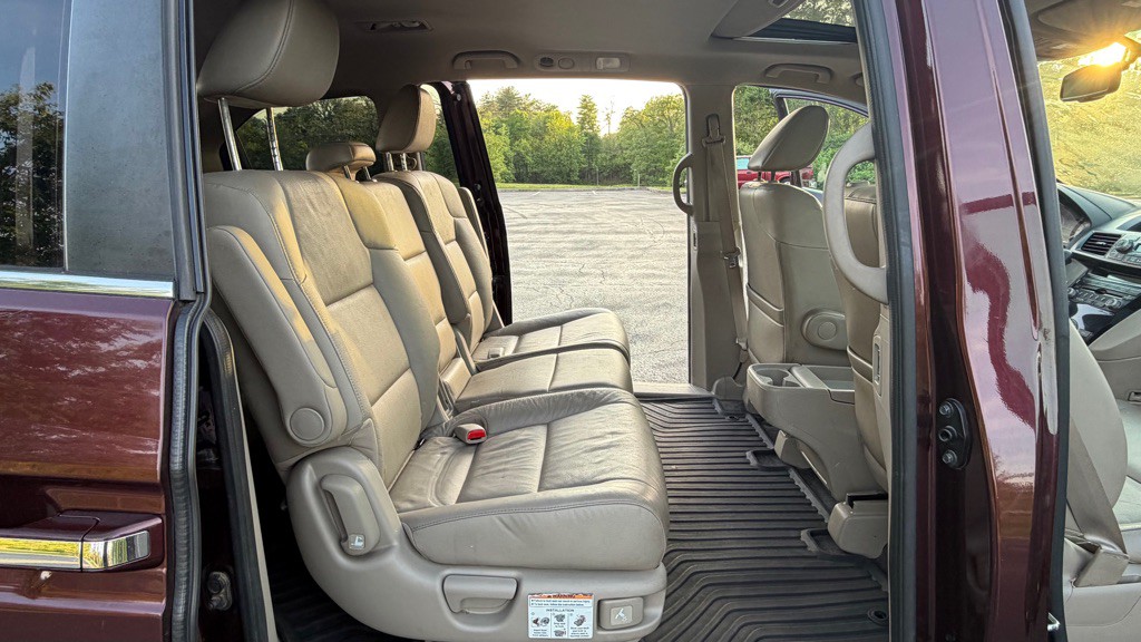 2012 Honda Odyssey Image 23