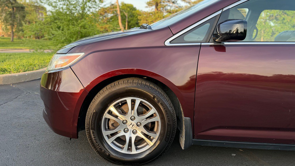 2012 Honda Odyssey Image 27